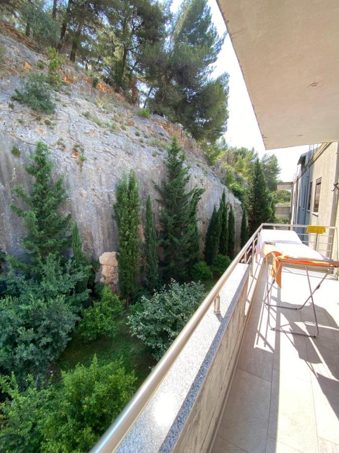 Rajmonda Apartment Lezhe Bagian luar foto