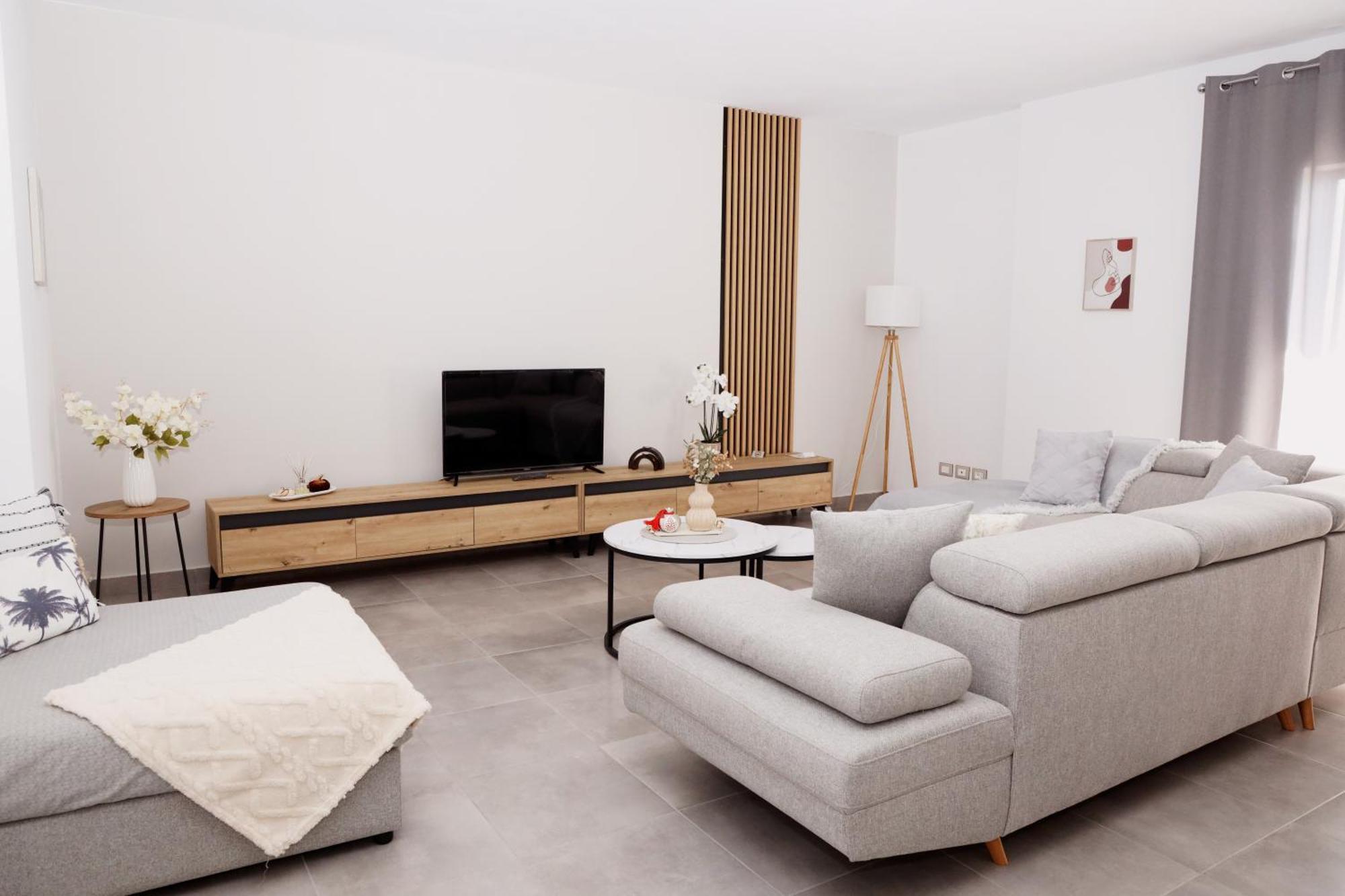 Rajmonda Apartment Lezhe Bagian luar foto
